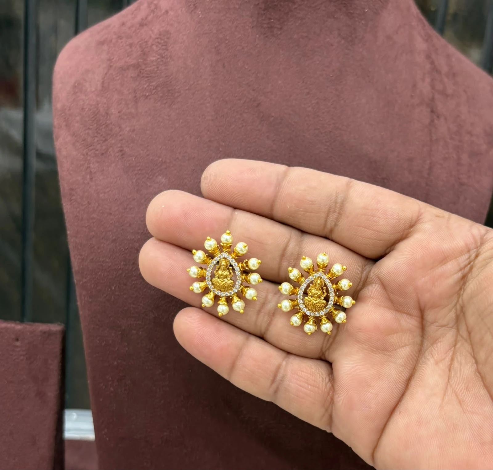 Earings